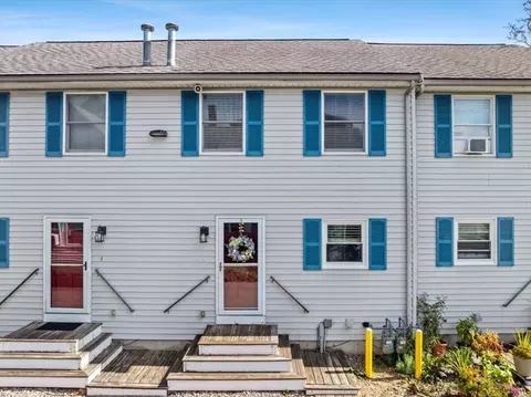 16 East St #2, Mansfield, MA 02048
