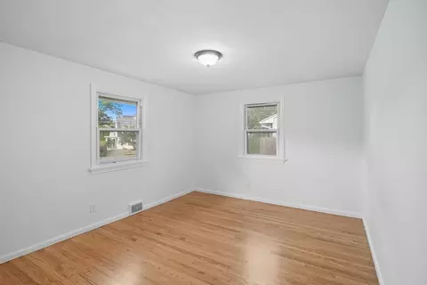 11 Copeland St, Springfield, MA 01108 photo 13