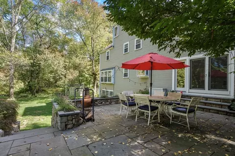 Exterior - 371 Willis Rd, Sudbury, MA 01776 photo 6 of 9