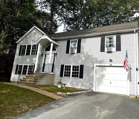 14 Browns Brook Rd, Webster, MA 01570 photo 3