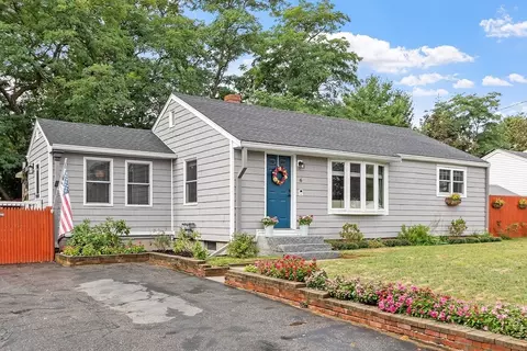 6 Sandy Ln, Salisbury, MA 01952