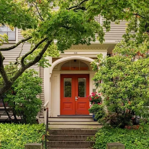 338 Harvard St #10, Cambridge, MA 02139