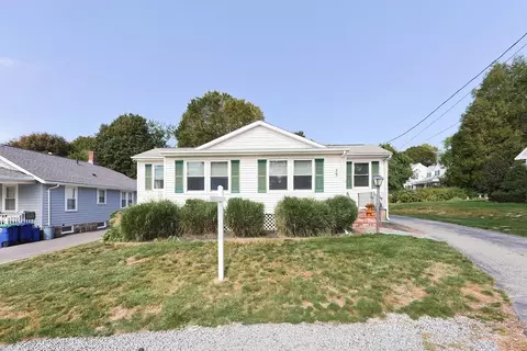 39 Dobson Rd, Braintree, MA 02184