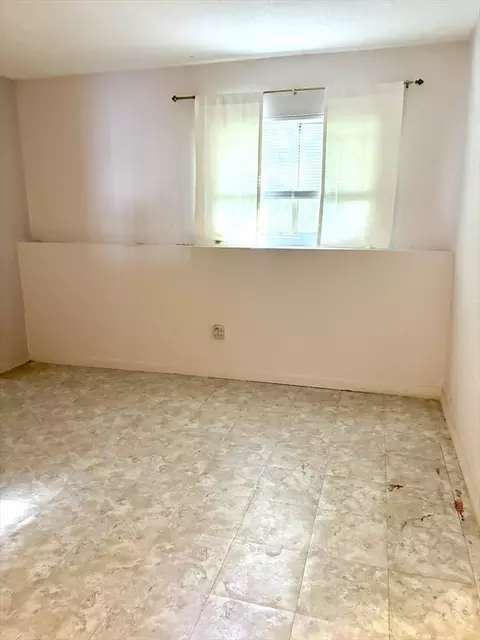 5455 N Main St #17A, Fall River, MA 02720 photo 11