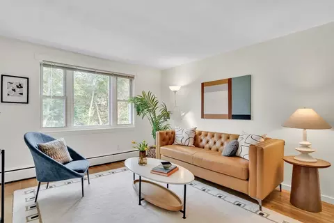 66 Aldrich Rd #B, Watertown, MA 02472