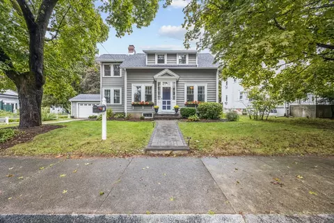 11 Payson St, Attleboro, MA 02703