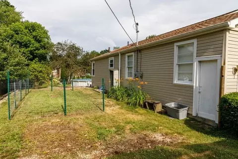 75 E Myrtle St, Orange, MA 01364 photo 20