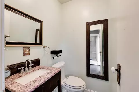 Bath - 60 Blake St, Springfield, MA 01108 photo 1 of 3