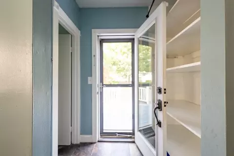 Entry Way - 60 Blake St, Springfield, MA 01108 photo 2 of 3