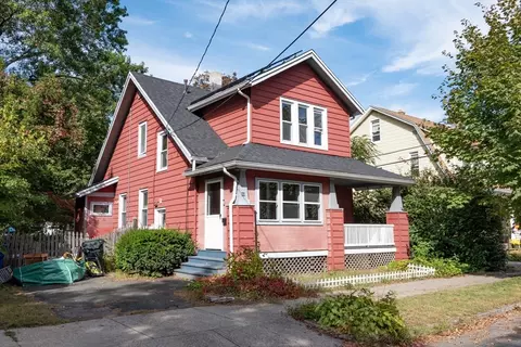 60 Blake St, Springfield, MA 01108