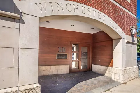 10 Winchester Pl #301, Winchester, MA 01890