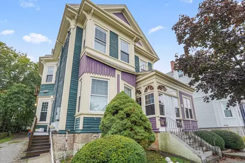 89 S 6th St, New Bedford, MA 02740