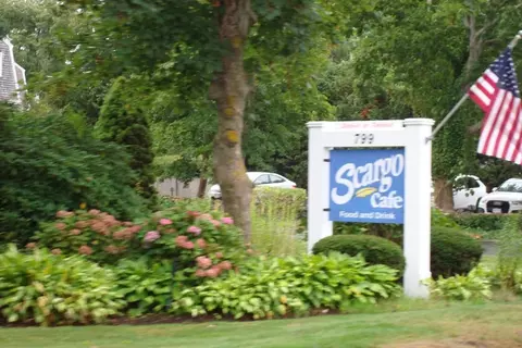 6 Thomas Ct, Dennis, MA 02660