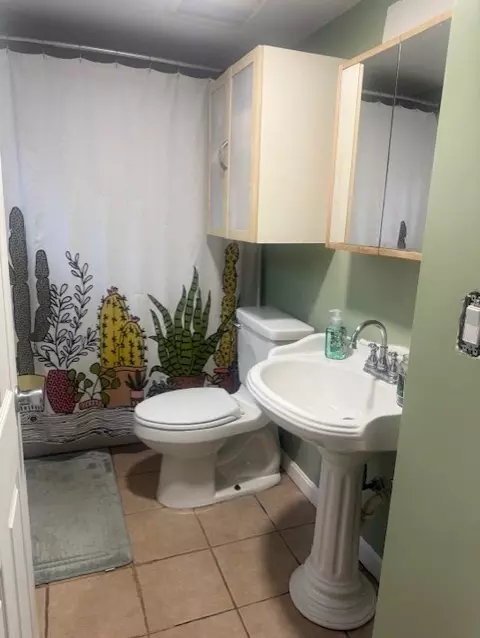 Bath - 1681 Broadway, Raynham, MA 02767 photo 2 of 2