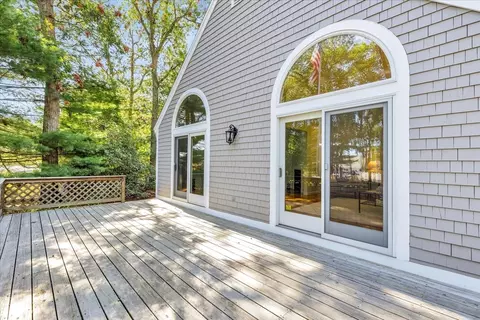 Exterior - 4 Florence Ave, Mashpee, MA 02649 photo 8 of 11