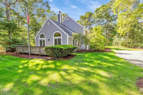Exterior - 4 Florence Ave, Mashpee, MA 02649 photo 5 of 11