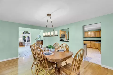 Dining - 4 Florence Ave, Mashpee, MA 02649 photo 1 of 1
