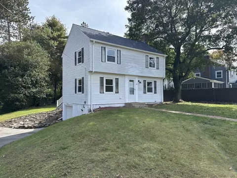 19 Garden St, Auburn, MA 01501