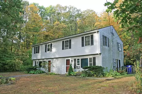 147 Pantry Rd, Hatfield, MA 01035