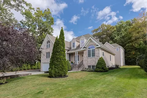 9 Hillside Ave, Milford, MA 01757
