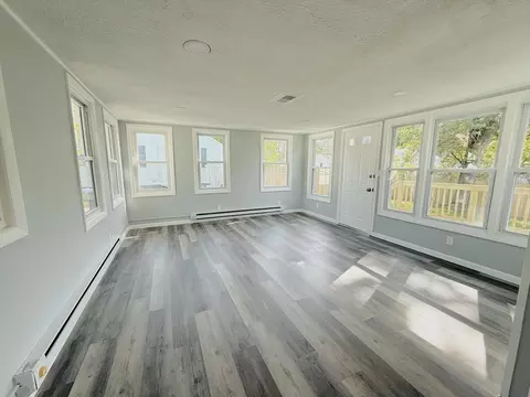 89 Cherokee Dr, Springfield, MA 01109 photo 12