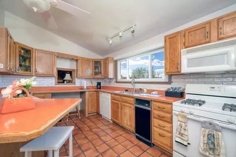 Kitchen - 15 2nd St, Hull, MA 02045 photo 1 of 2