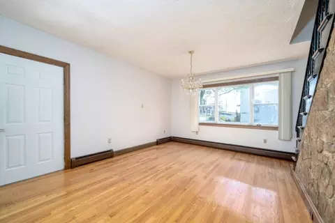 Living - 15 2nd St, Hull, MA 02045 photo 2 of 4