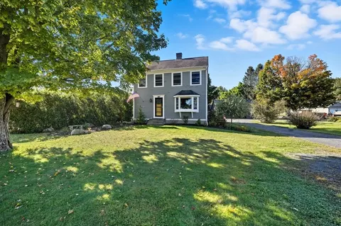 427 Main Rd, Granville, MA 01034