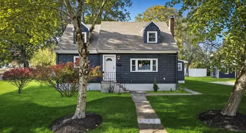 2 Bigham Rd, North Reading, MA 01864