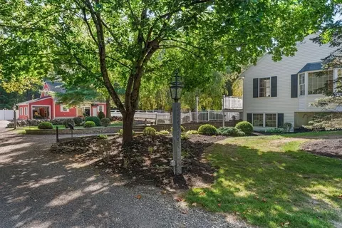 7 Chris Dr, Franklin, MA 02038 photo 4