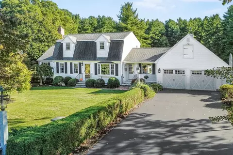 7 Chris Dr, Franklin, MA 02038 photo 2