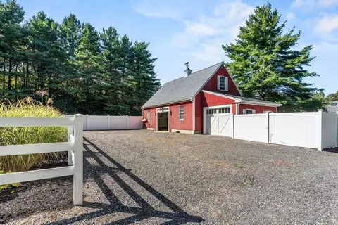 7 Chris Dr, Franklin, MA 02038 photo 6