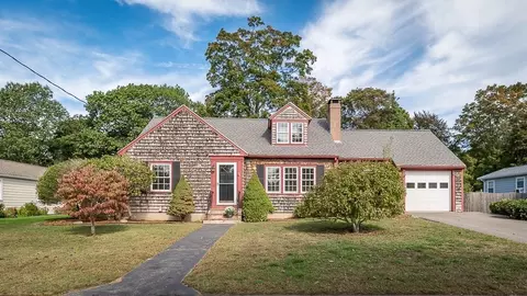 12 Mildred Rd, Danvers, MA 01923