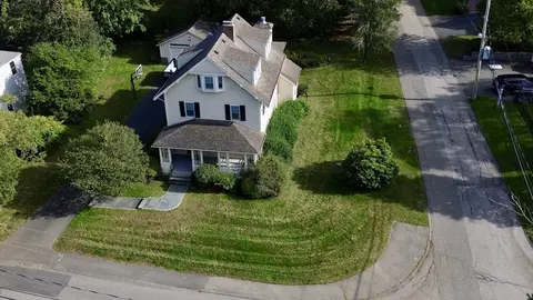 28 Green St, Needham, MA 02492 photo 2