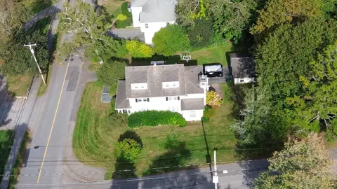 28 Green St, Needham, MA 02492 photo 6