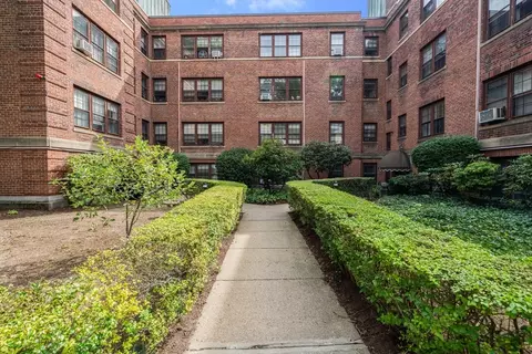 4 Kilsyth Ter #32, Boston, MA 02135