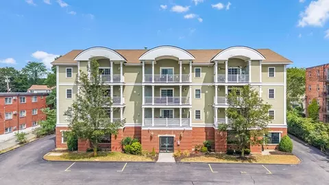 328 Copeland St #3E, Quincy, MA 02169