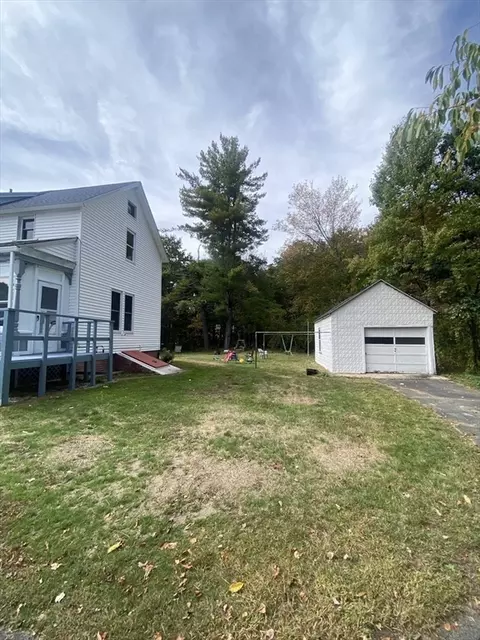 Exterior - 459 Fairview Ave, Athol, MA 01331 photo 4 of 5
