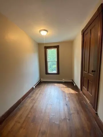 Entry Way - 459 Fairview Ave, Athol, MA 01331 photo 3 of 5