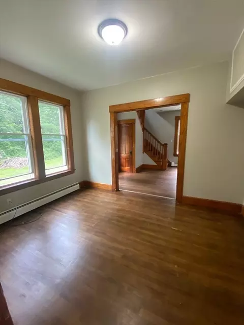 Living - 459 Fairview Ave, Athol, MA 01331 photo 5 of 6
