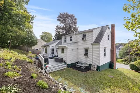 17 Spring St, Wakefield, MA 01880 photo 28