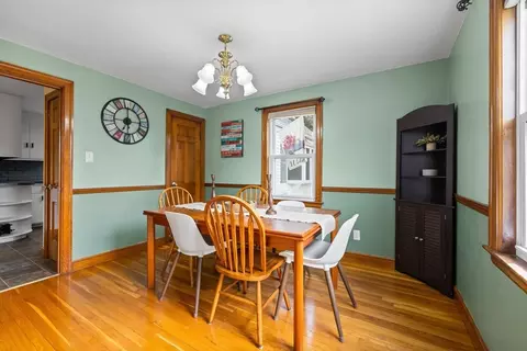 17 Spring St, Wakefield, MA 01880 photo 5