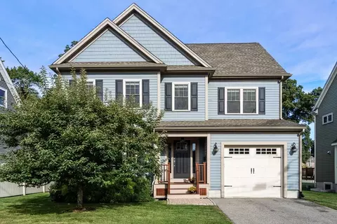 87 Searle Rd, West Roxbury, MA 02132