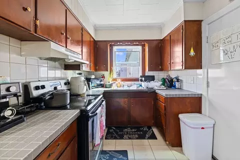 10 Choate St, Fall River, MA 02723 photo 20
