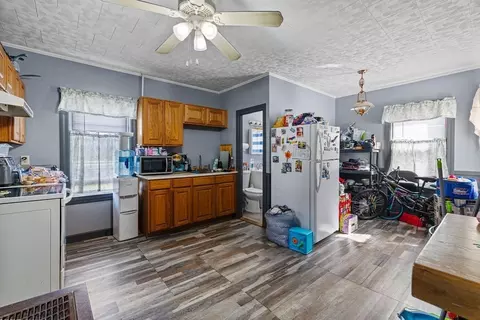 10 Choate St, Fall River, MA 02723 photo 9