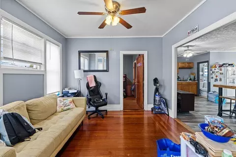 10 Choate St, Fall River, MA 02723 photo 4