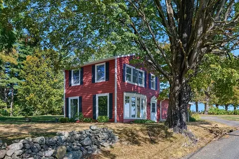 50 Old Village Rd, Shelburne, MA 01370