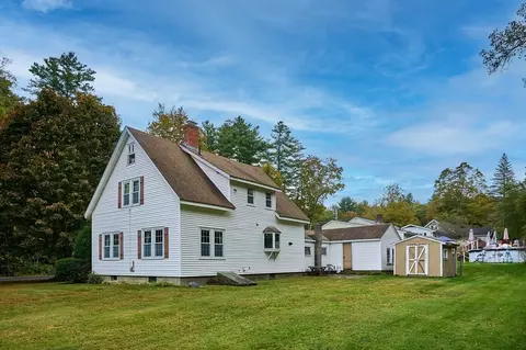 102 Elm St, Shelburne Falls, MA 01370