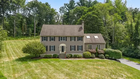 67 Pine Hill Rd, Southborough, MA 01772