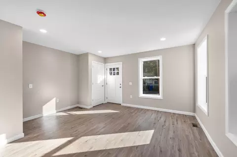 Living - 184-186 Marion St, Springfield, MA 01109 photo 3 of 4